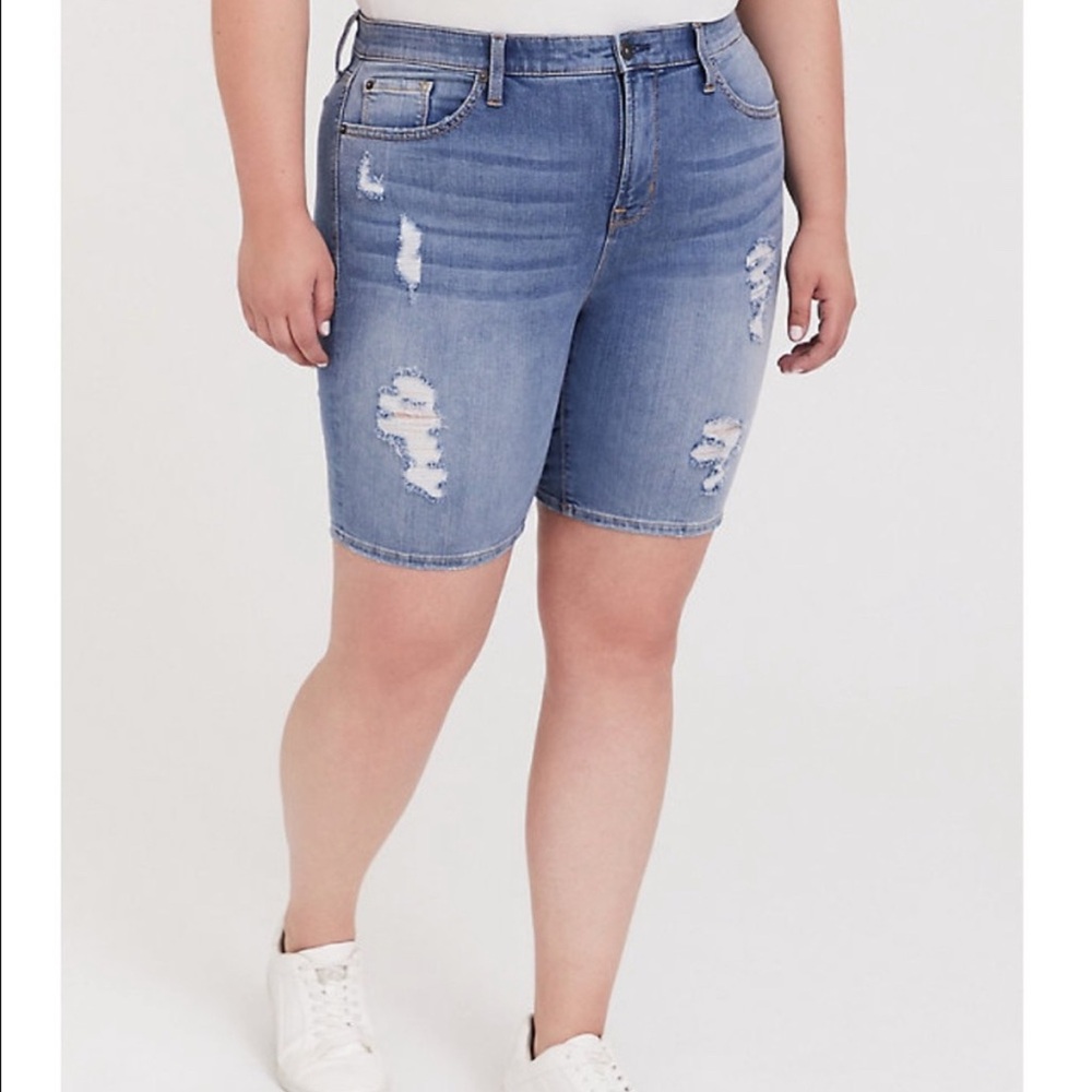 Torrid Sky High Skinny Distressed Denim Shorts
